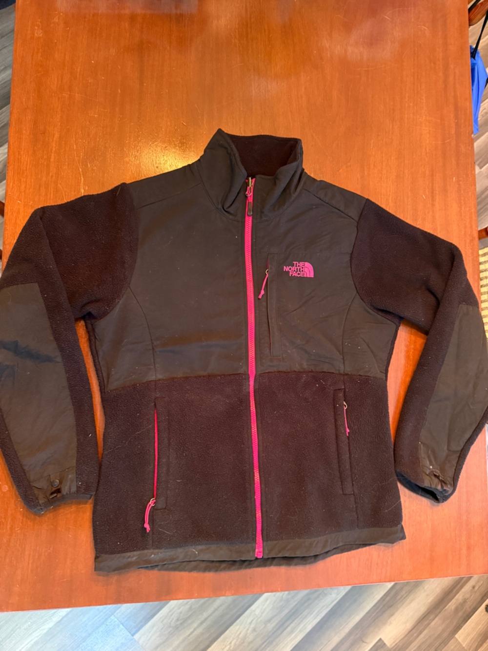 The North Face Women's M Black Fleece Jacket with Bright Pink Accents